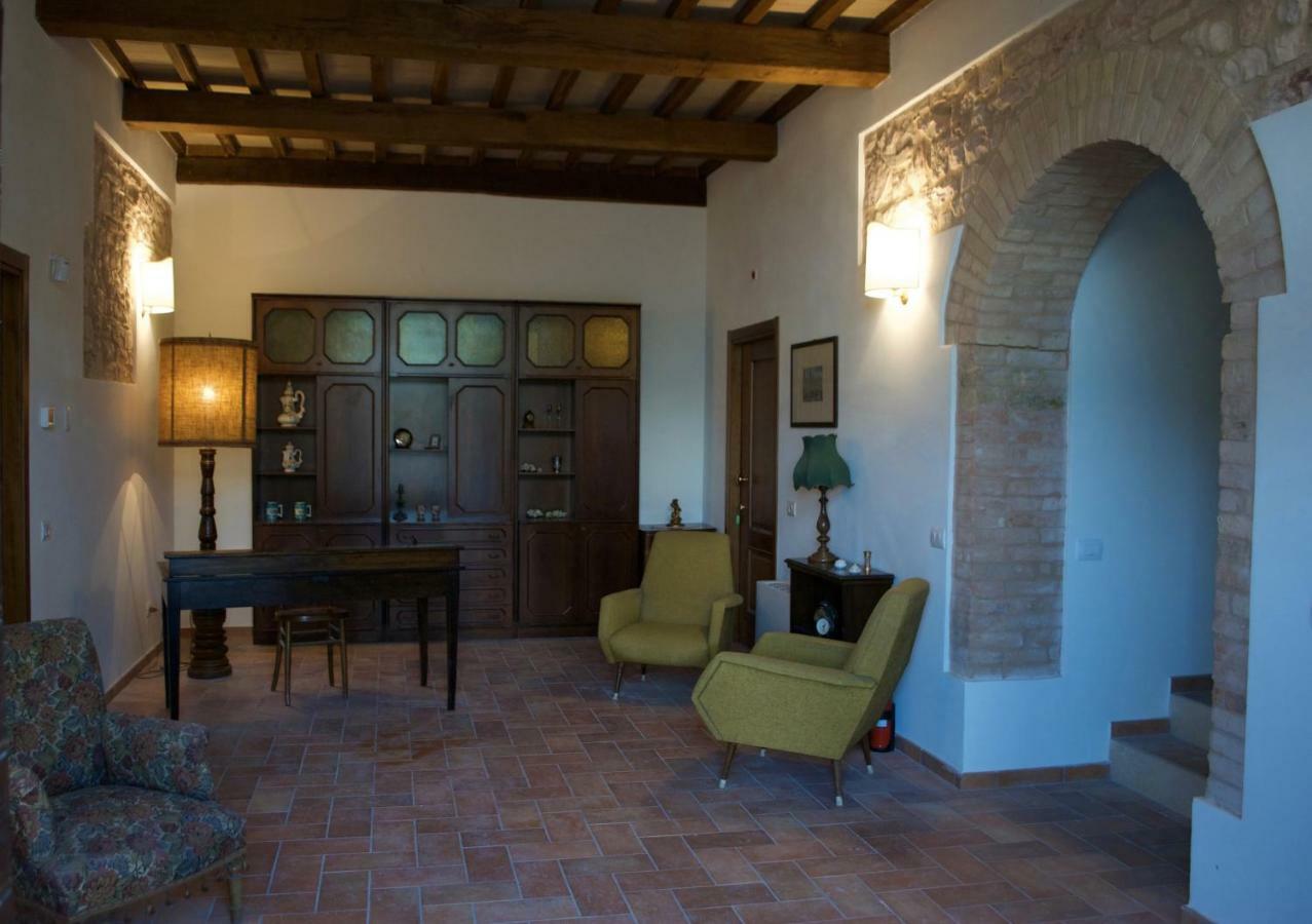 Villa Licinia Foligno Buitenkant foto
