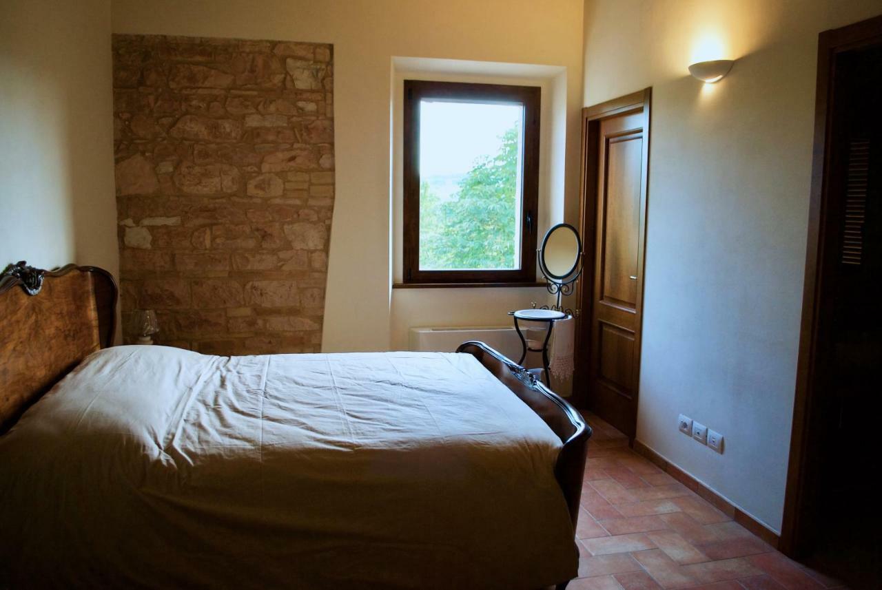 Villa Licinia Foligno Buitenkant foto
