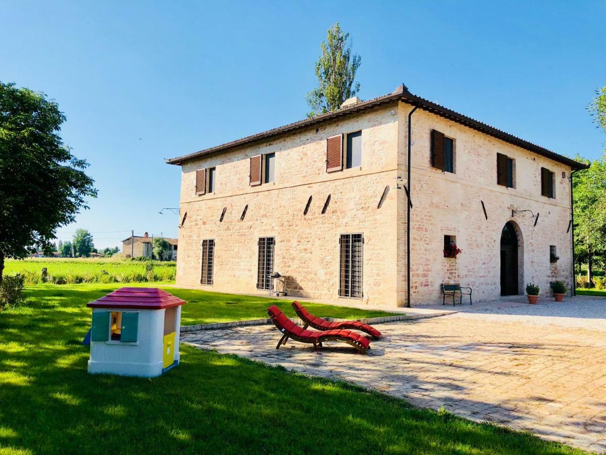 Villa Licinia Foligno Buitenkant foto